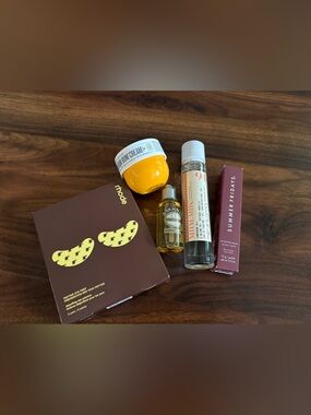 Rhode Hailey Bieber x Justin Bieber Collab Banana Eye Patches (Read Description)
